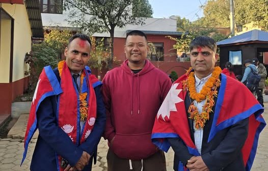 नुवाकोटमा रास्वपाको क्लिनस्विप, पुर्वअर्थमन्त्री महतलाई हराउँदै डा.विक्रम तिमल्सिना विजयी