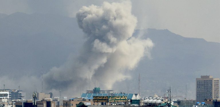 इरान, इजरायलदेखि नेपालसम्म:हीनताबोधको जगमा उभिएको महामानवता